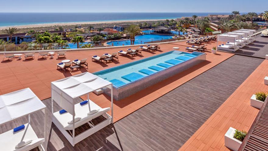 Pura relajación en los hoteles Adults Only de Barceló en Canarias