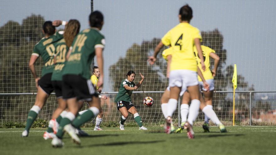 El Cacereño Femenino huye de distracciones