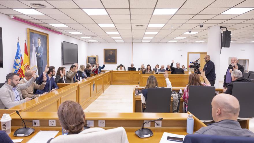 El PP de Torrevieja aprueba unos presupuestos con 33 millones de inversión y la oposición los tilda de &quot;fantasiosos&quot;