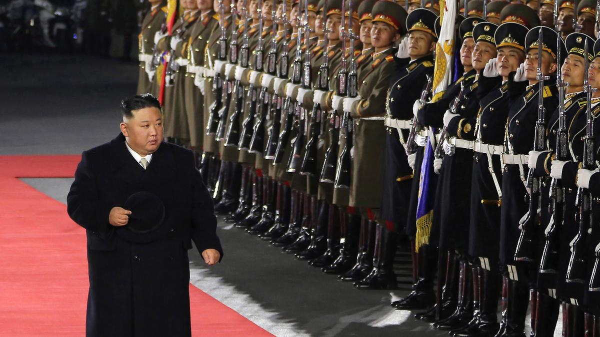 archivo presidente corea norte kim jong desfile militar
