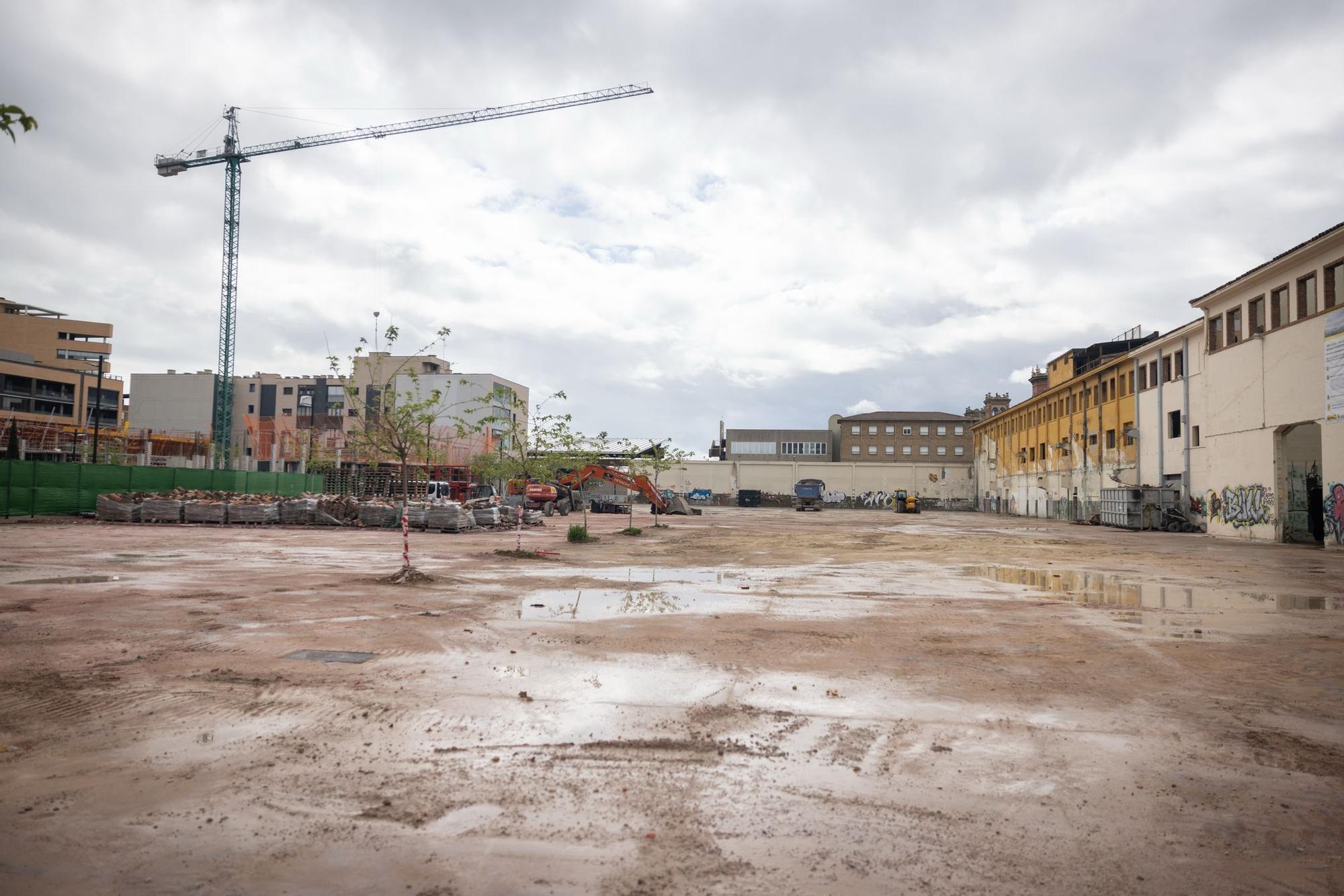 En imágenes | Ya están en marcha las obras de la futura Ciudad del Cine de Zaragoza