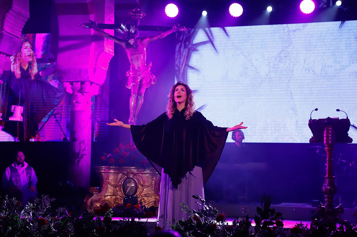 El musical 'Viacrucis' triunfa en su estreno