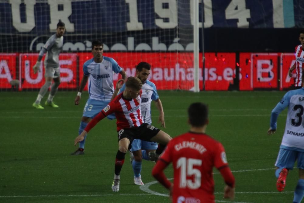 Partido de la Liga SmartBank: Málaga CF - Logroñés.