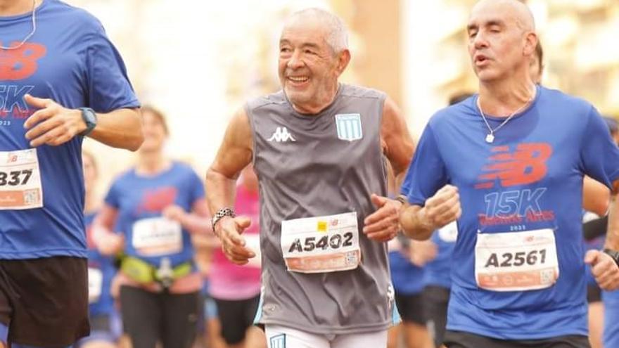 Vuela 10.000 kilómetros para correr el domingo la Pedestre de Santiago