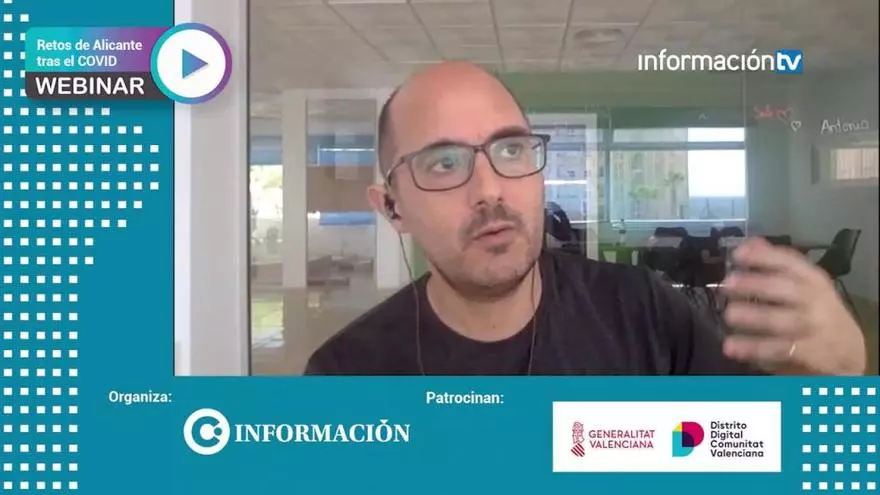 Webinar de Distrito Digital: Expertos prevén un modelo híbrido de trabajo presencial y online e incluso empresas sin oficina