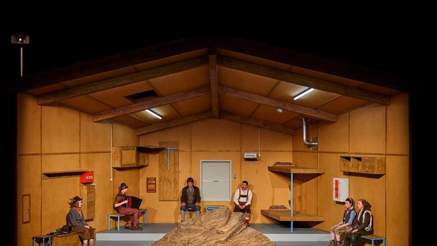 Marthaler torna a Temporada Alta amb una comèdia sobre la comunicació