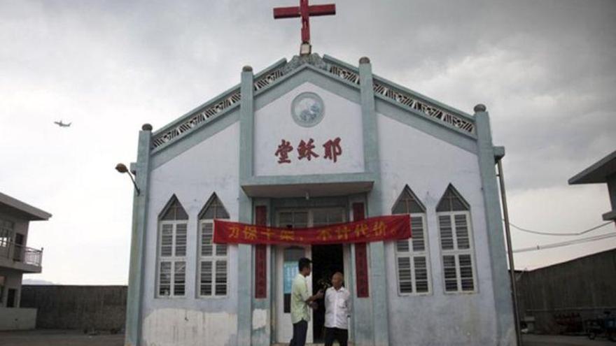 China considera al cristianismo como un arma peligrosa enviada desde Occidente