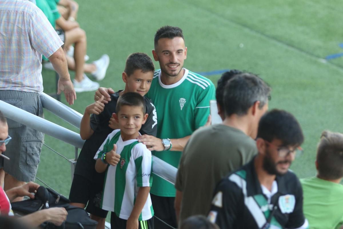 Victoria del Córdoba CF en Puente Genil