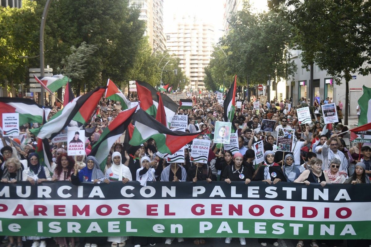 La manifestación de Murcia a favor de Gaza, en imágenes