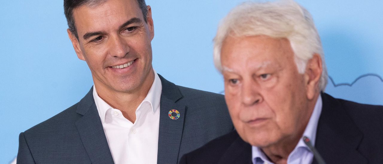 Pedro Sánchez y Felipe González.