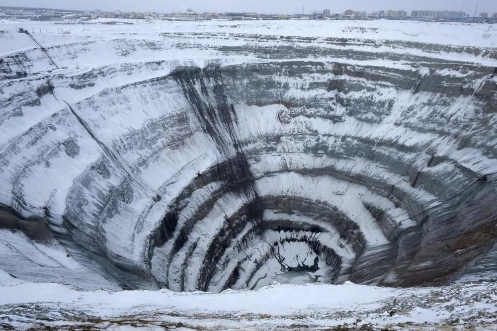 La abandonada mina de diamantes Mirny