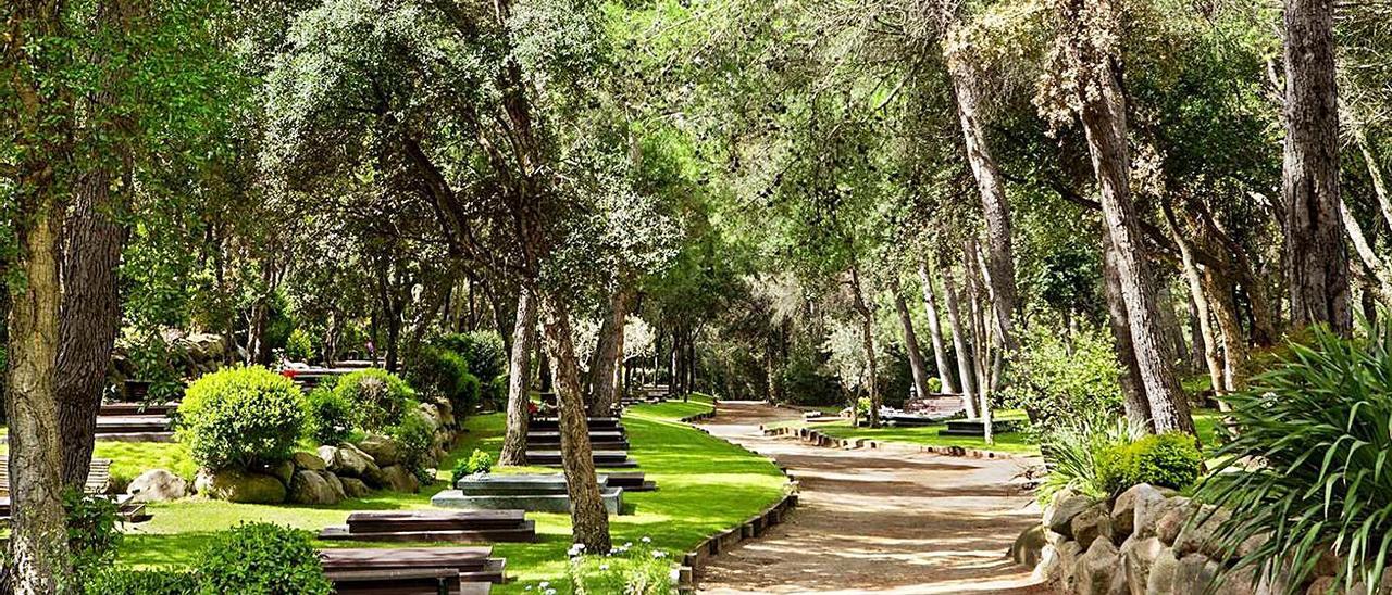 Una imagen de la web del cementerio Roques Blanques, en las afueras de Barcelona. |   // WEB ROQUES BLANQUES