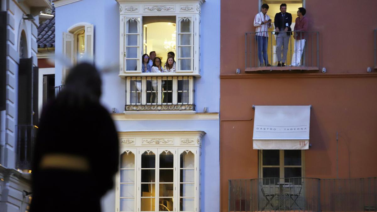 Madrugada de traslados para la veneración 'El Verbo Encarnado' en la Catedral