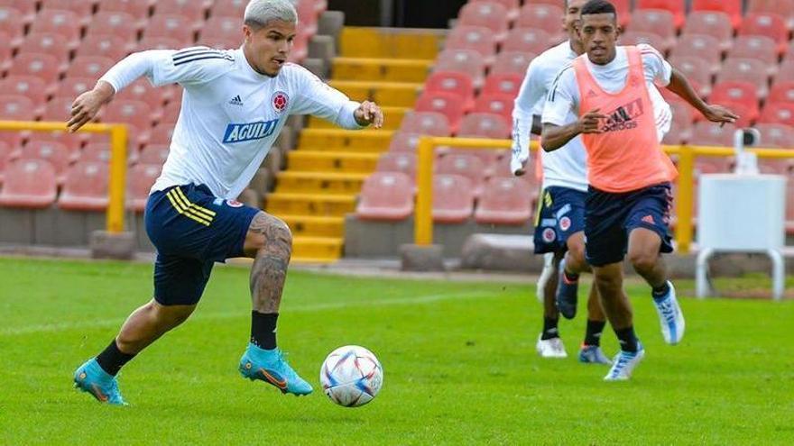 Cucho Hernández, durante un entrenamiento con la selección de Colombia