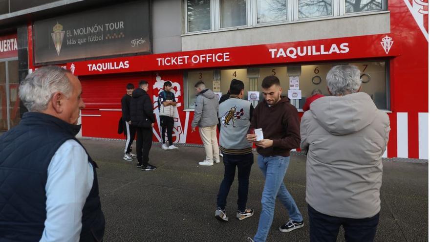 El Sporting saca a la venta las entradas para recibir al Alcorcón: estos son los precios