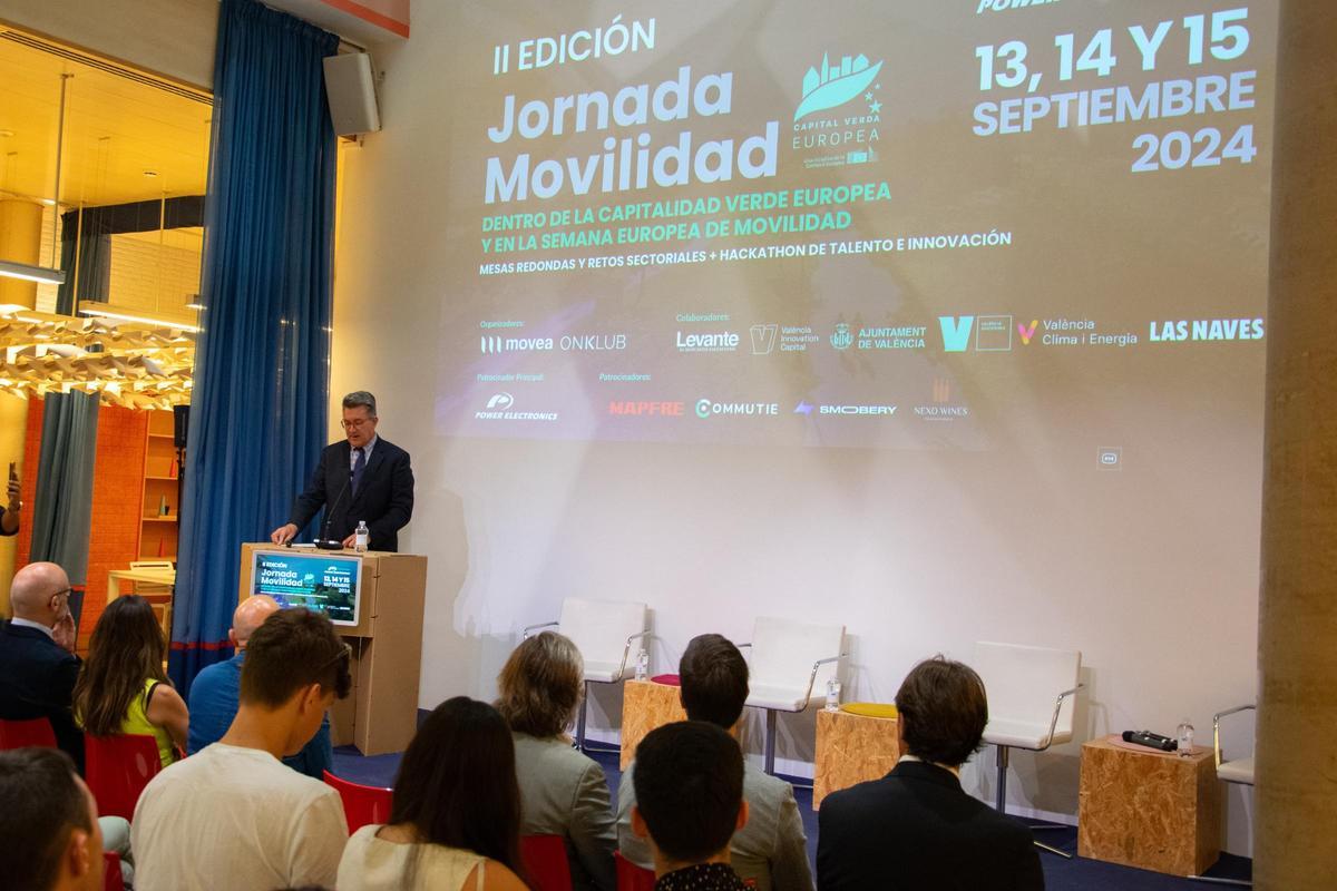 Vicente Martínez, conseller Medio Ambiente, Infraestructuras y Territorio, en el encuentro.