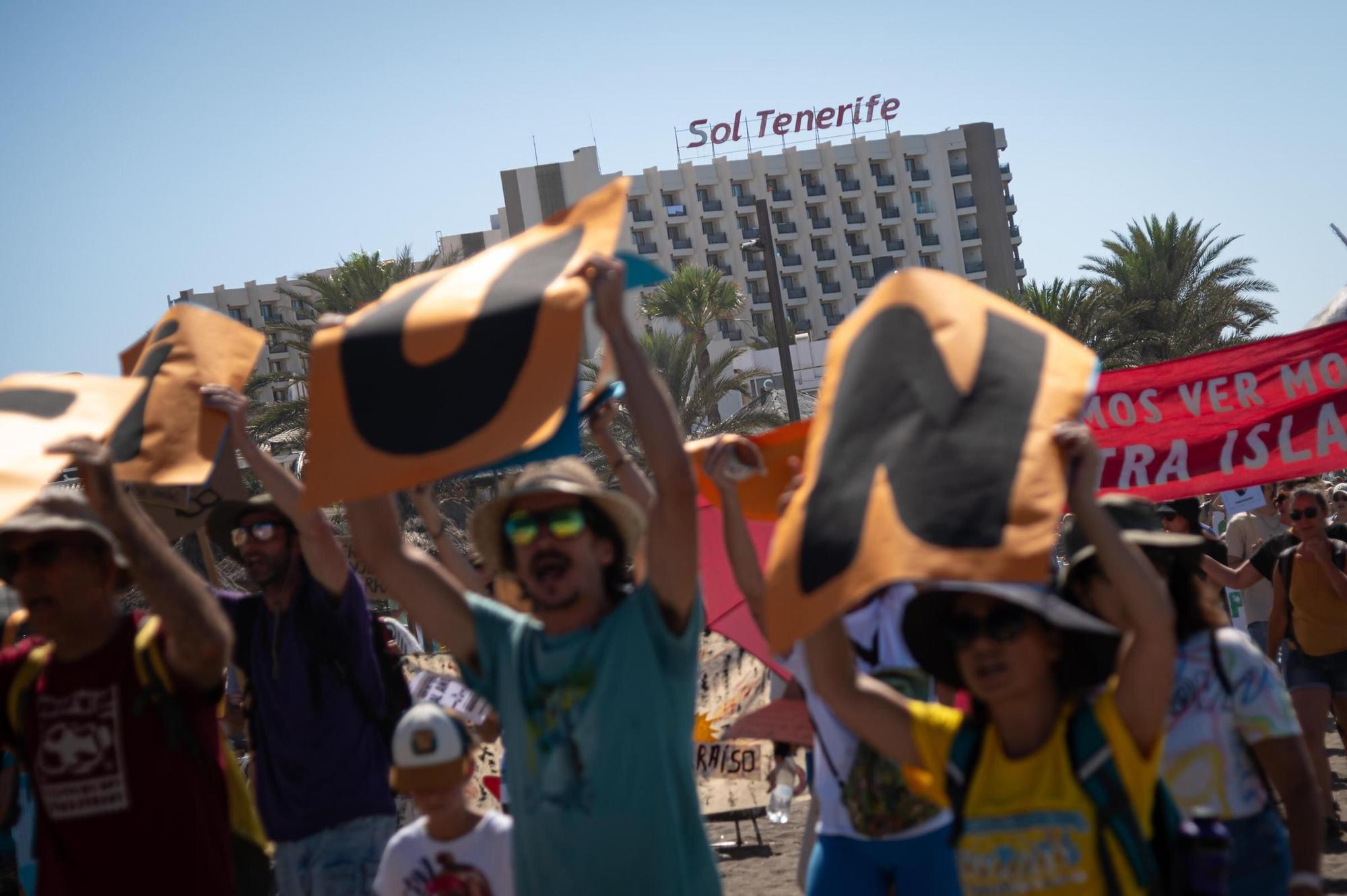 Todas las imágenes de la manifestación del 20-O en Tenerife