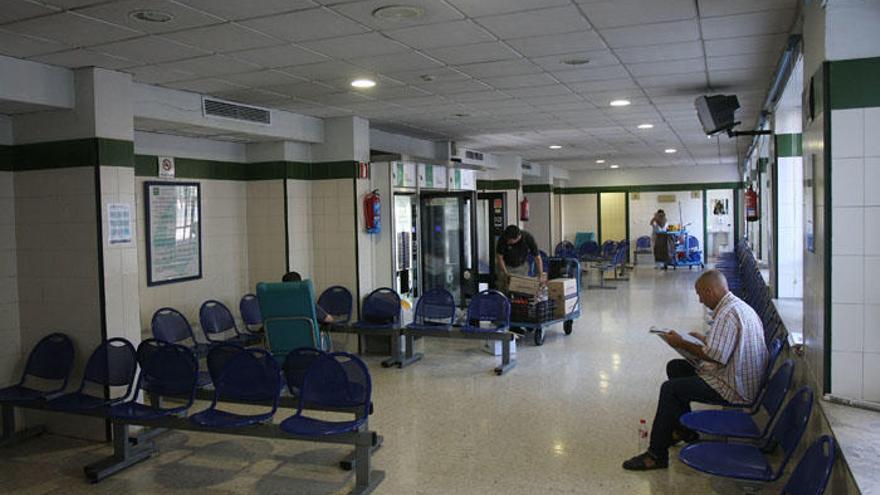 Sala de espera del Hospital Regional.