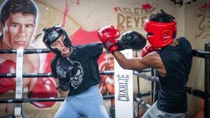 La boxeadora espaañola Tania Álvarez durante un entrenamiento.