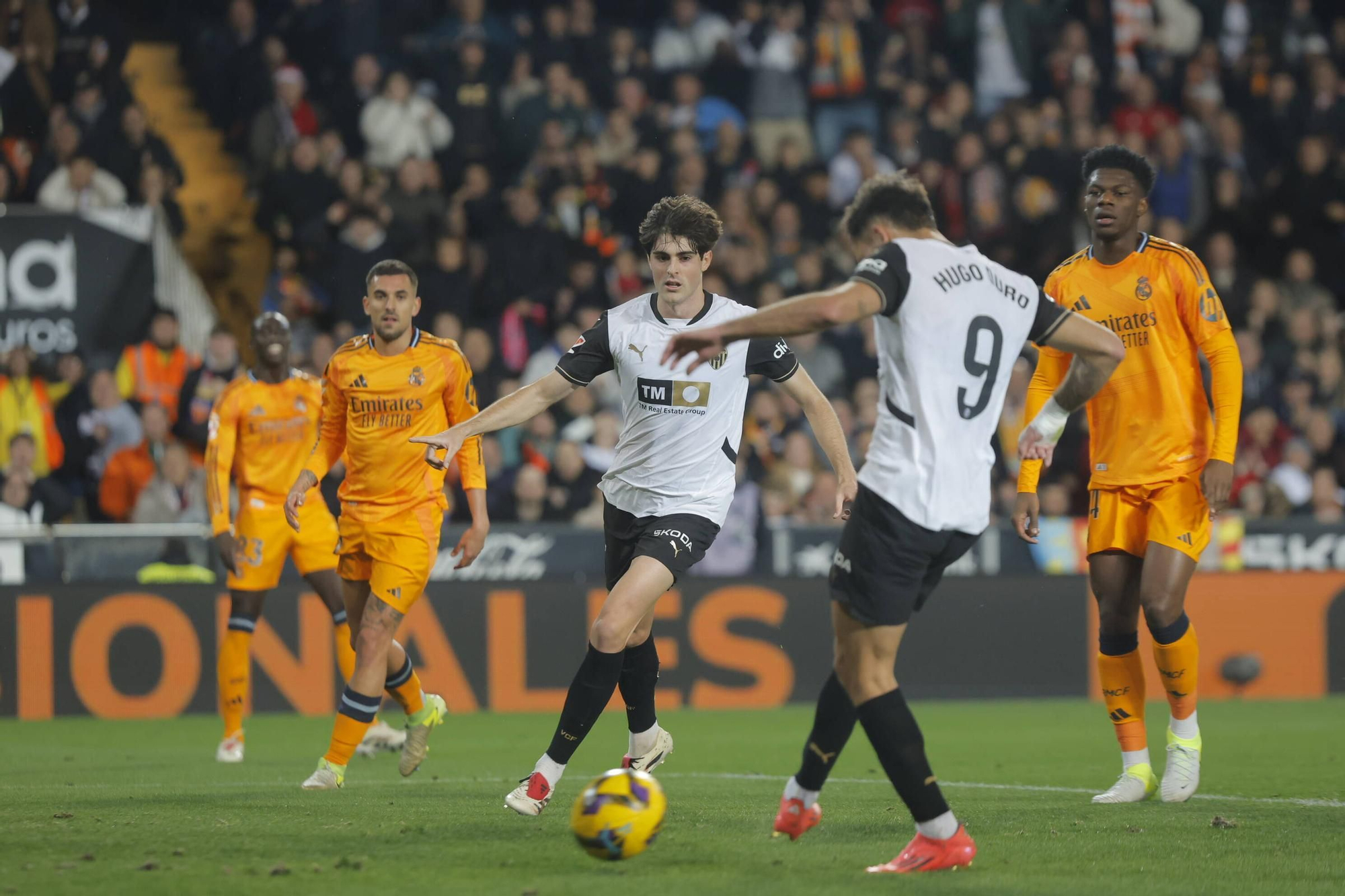 Las mejores fotos del partido entre el Valencia y el Real Madrid