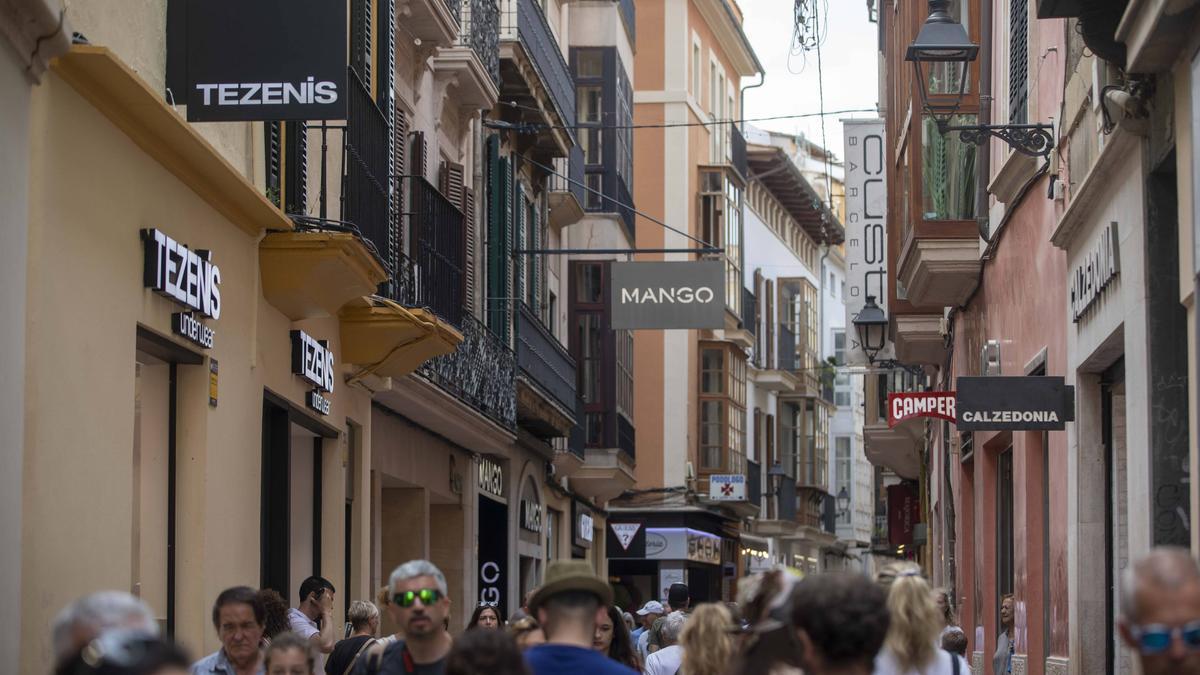 Palma pierde su identidad: las franquicias invaden el centro histórico