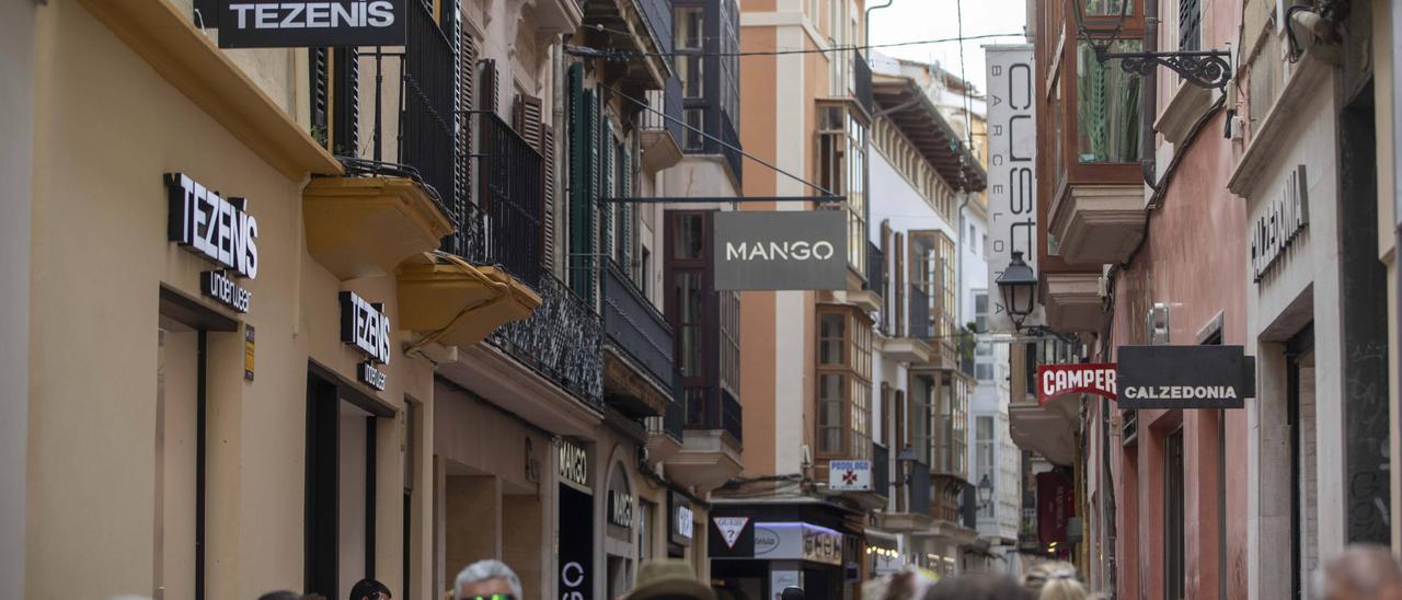 Palma pierde su identidad: las franquicias invaden el centro histórico