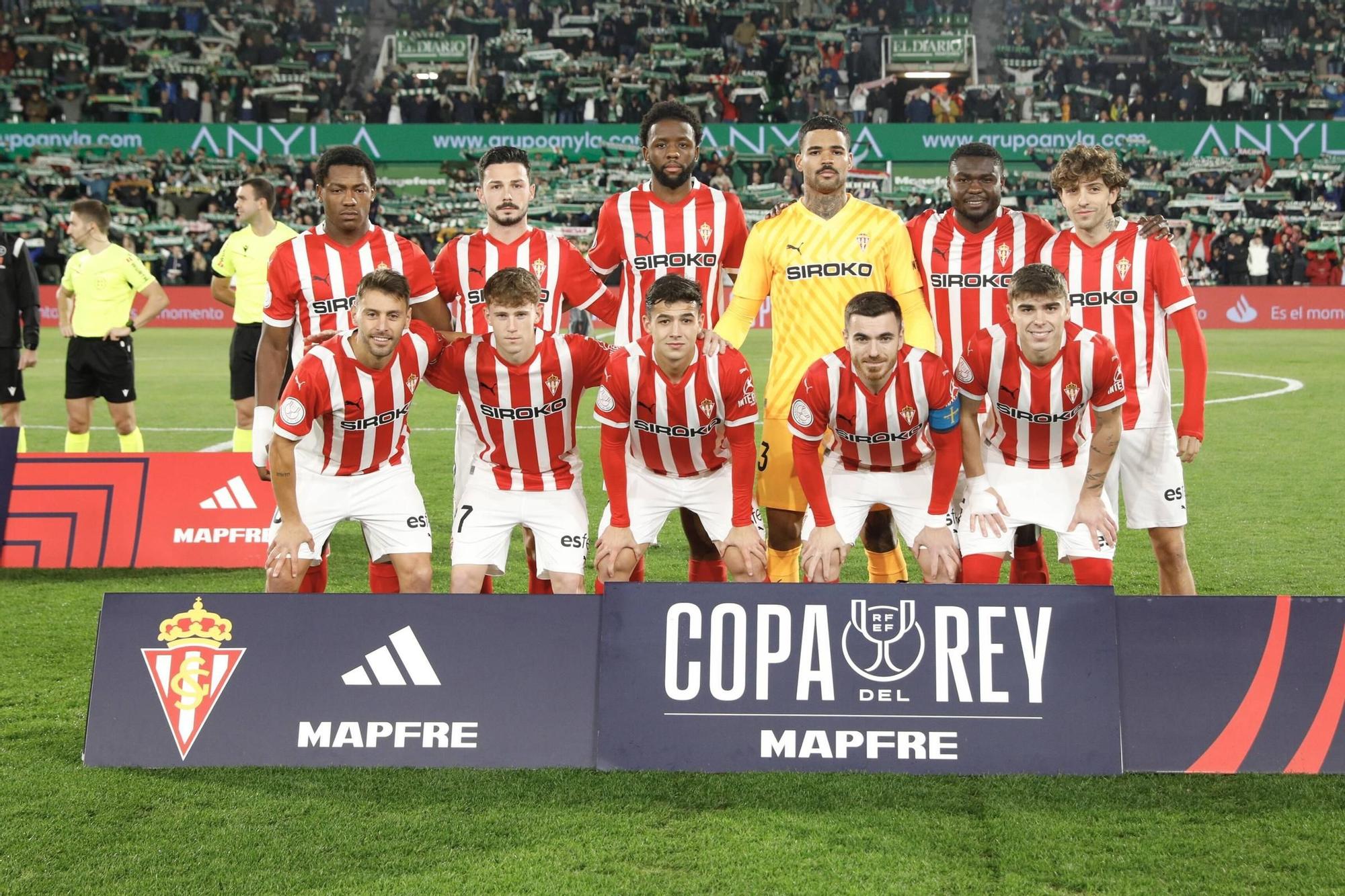 Así fue (en imágenes) el partido de Copa Racing-Sporting, y el viaje de la Mareona