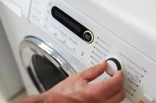 Vídeo: La funcionalidad secreta de la lavadora que muy poca gente conoce: el botón que mejora los lavados