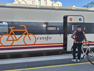 Novedades en el uso de la bicicleta en el tren en Galicia