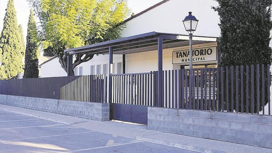 El tanatorio municipal reabrirá en enero, esta vez con licencia