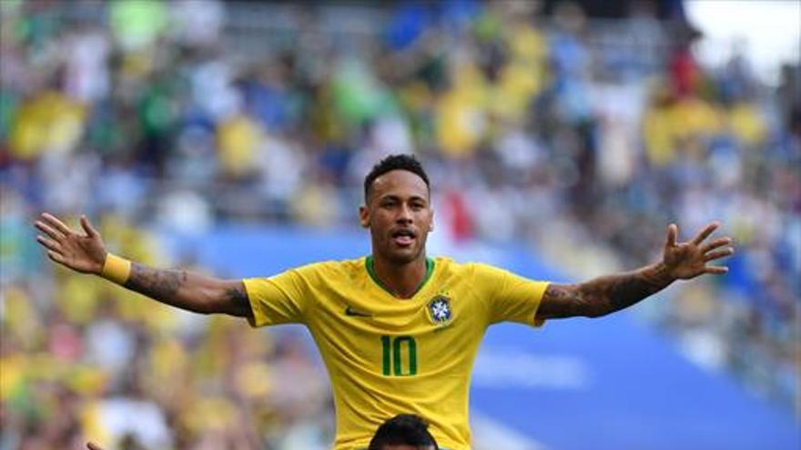 Brasil vuela alto con un Neymar muy entonado