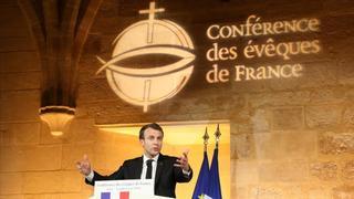 Macron enerva a la izquierda al defender reparar el "vínculo" entre Iglesia y Estado