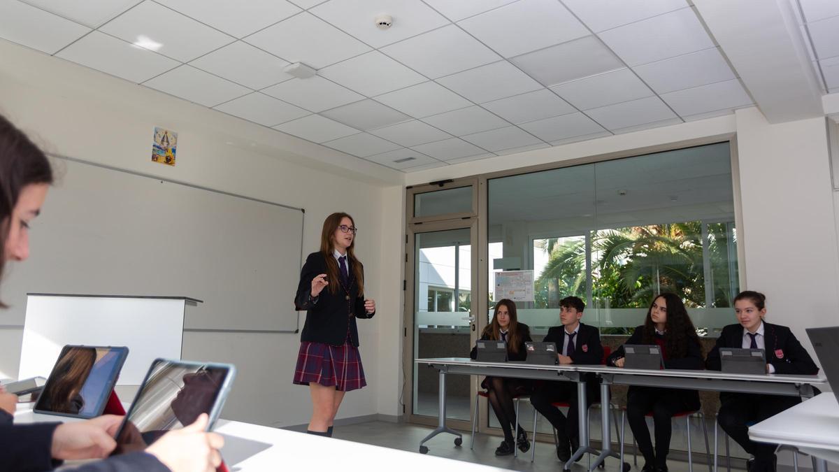 Los alumnos del internado del Lope de Vega siguen una rutina de estudio diario tutorizado con la supervisión de preceptores