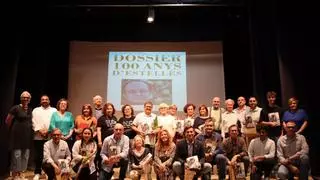 Un colectivo vecinal de Burjassot dedica su revista al centenario de Estellés