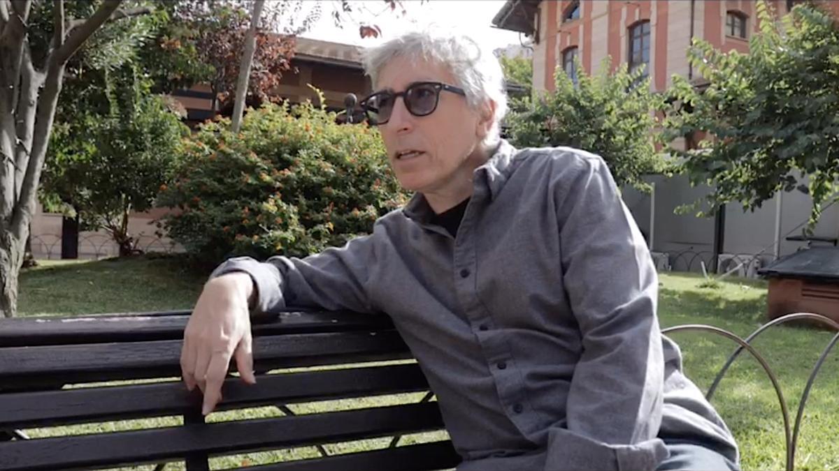 David Trueba: “Los muros no tienen fin”