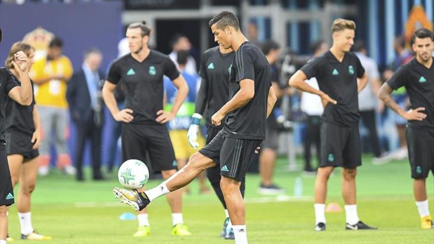 Zidane cuenta con Cristiano para la Supercopa y Mourinho la calienta