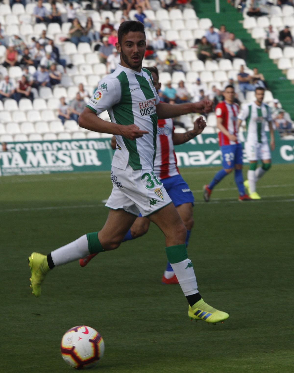 Las imágenes del Córdoba C.F.-Sporting de Gijón