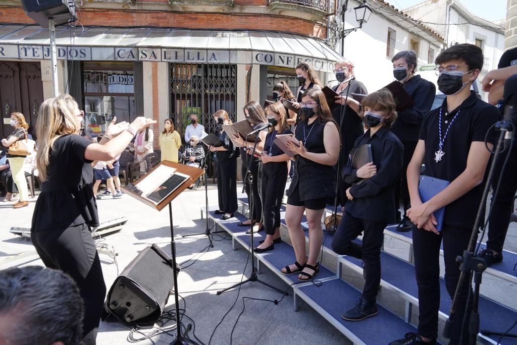 La Virgen de Luna procesiona en Villanueva de Córdoba