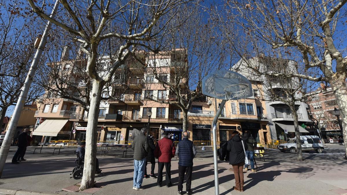 El després de l'incendi d'un bloc de pisos al centre de Solsona