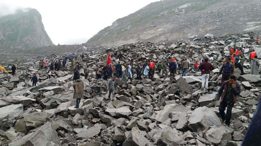 Al menos 140 desaparecidos por un corrimiento de tierras en China