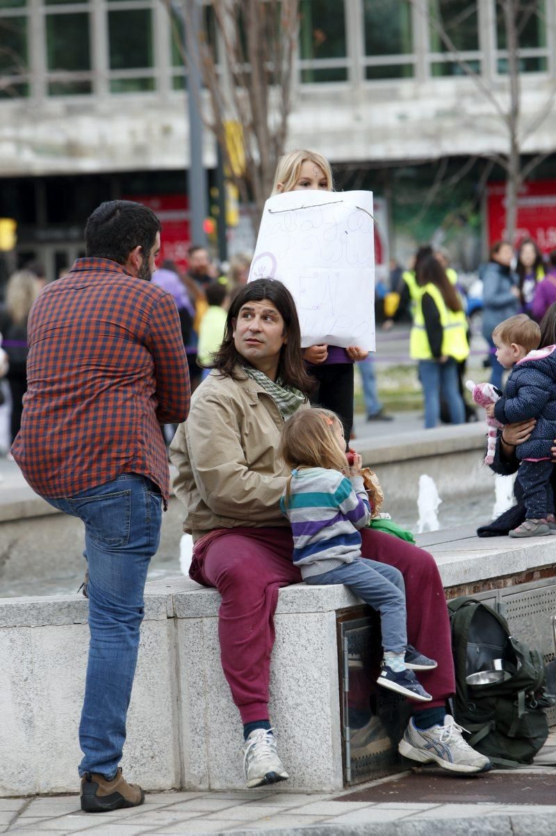 Fotogalería del 8-M en Zaragoza