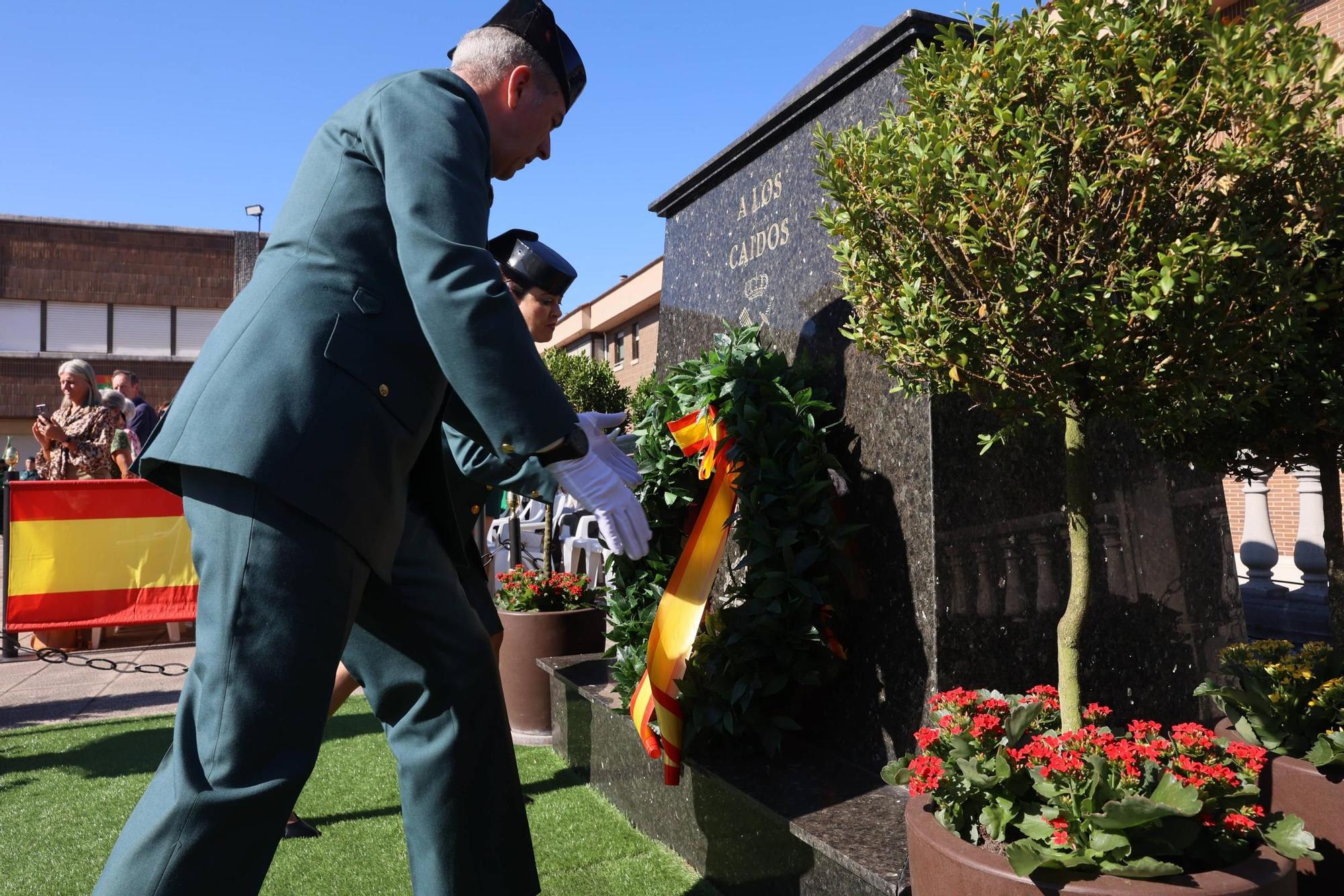 EN IMÁGENES: Desfile de la Guardia Civil en Oviedo por el día de la Hispanidad