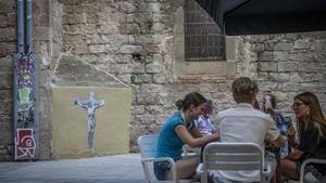 Vista del misterioso mural aparecido en la basílica del Pi