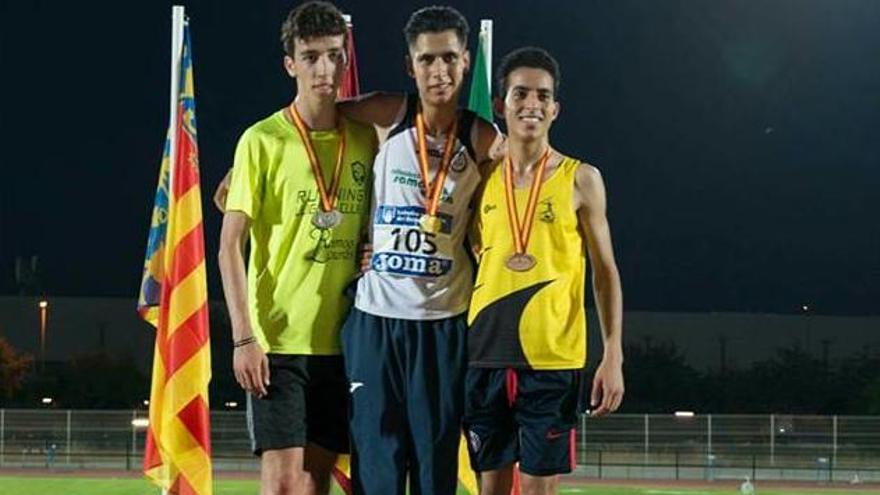 El Hocine Bouchrak, medalla de bronce en el Campeonato de España Junior al aire libre