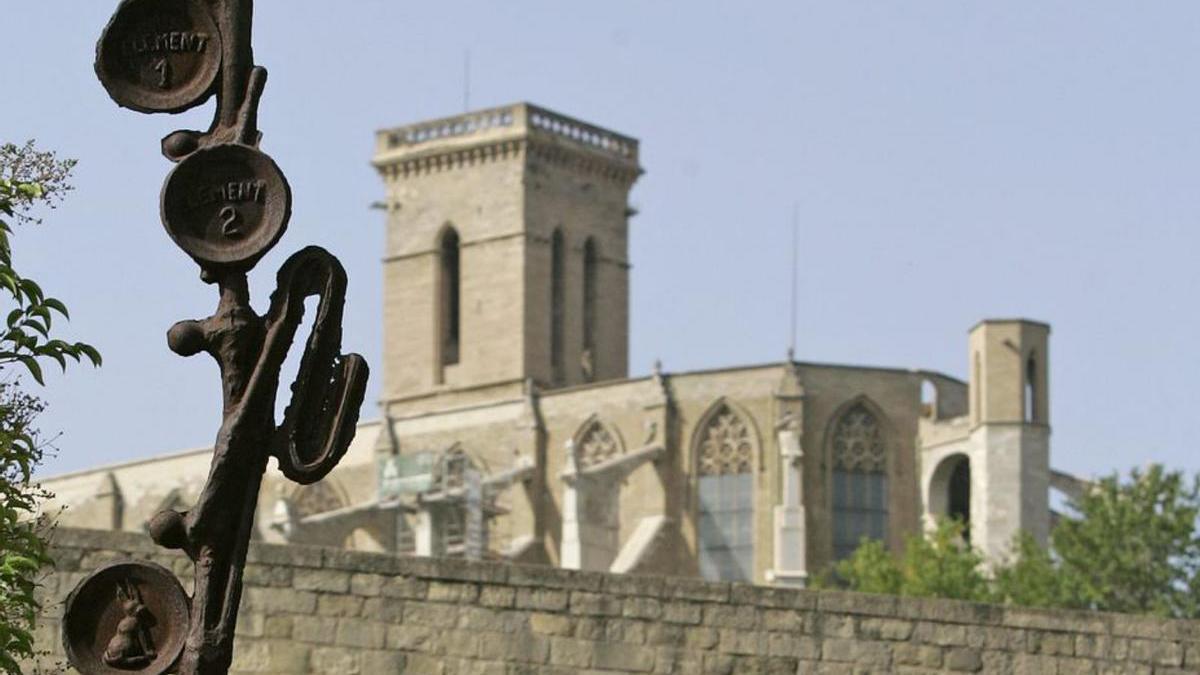 El Pont Vell de Manresaamb la basílica de la Seude fons