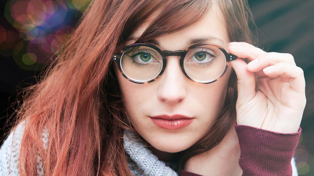 Cómo elegir las gafas que mejor te sientan según la forma de tu cara -  Información