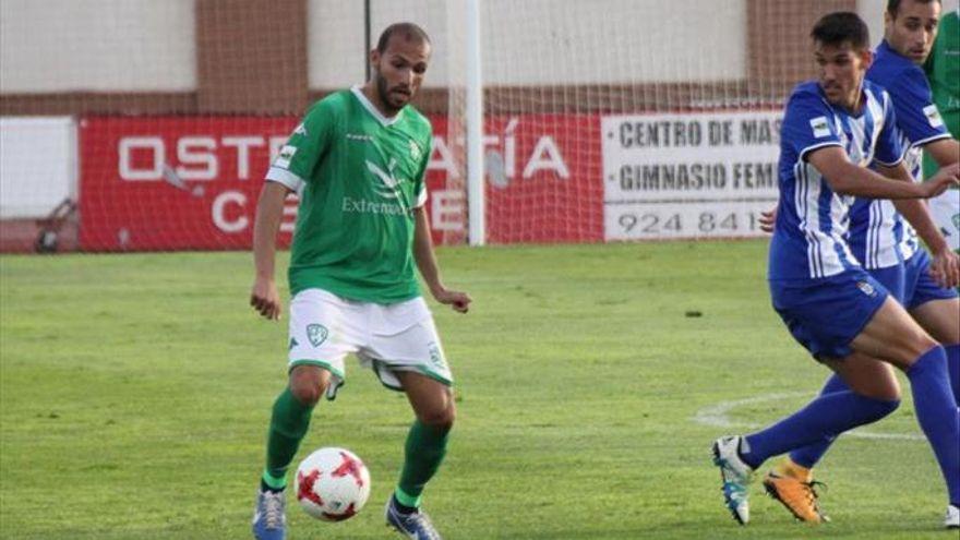 Kamal, en su época con el Villanovense.