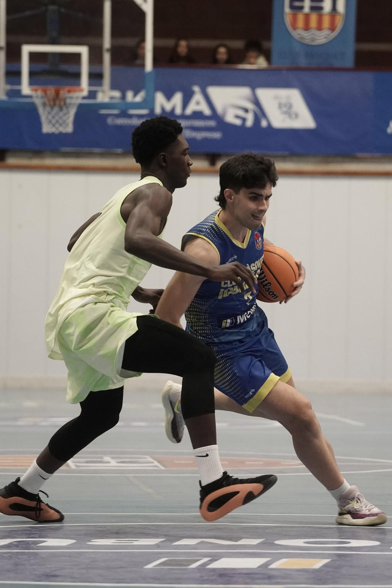 Imatges del Monbus Igualada - Barça B