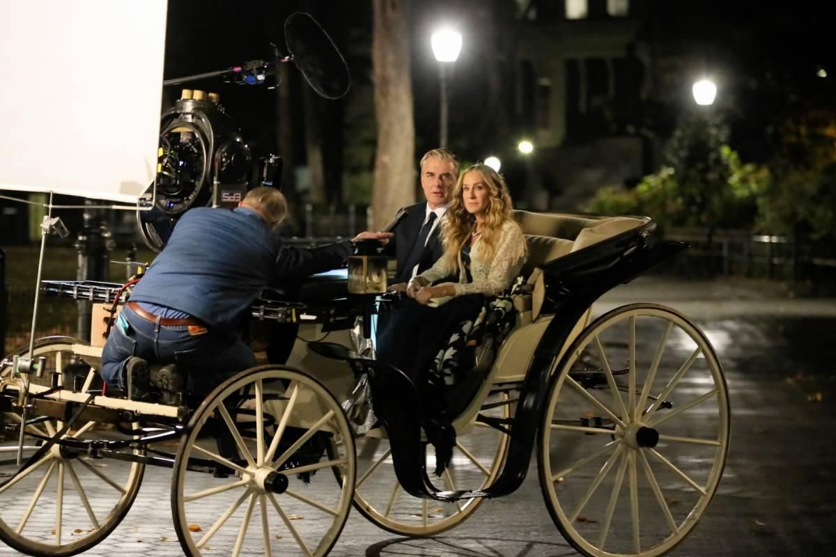 El paseo en calesa de Sarah Jessica Parker y Chris Noth en el nuevo 'Sexo en Nueva York'
