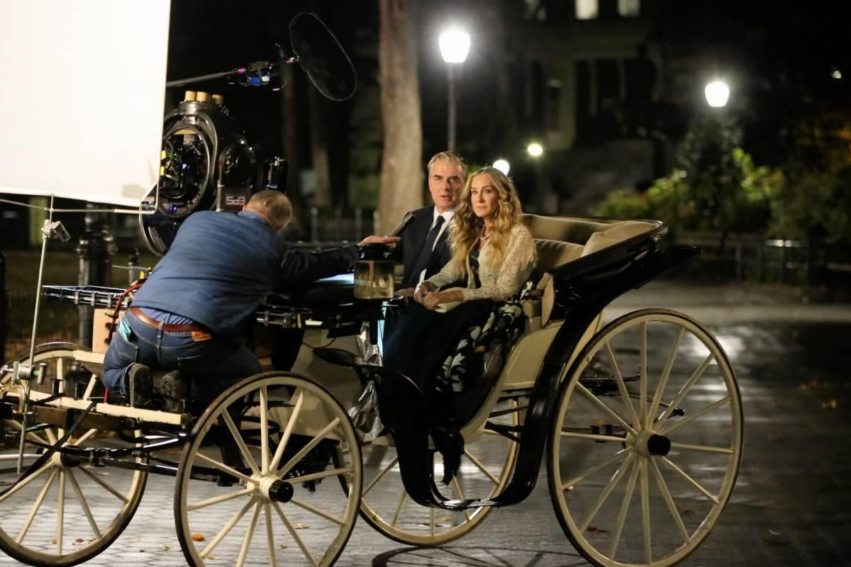 El paseo en calesa de Sarah Jessica Parker y Chris Noth en el nuevo 'Sexo en Nueva York'